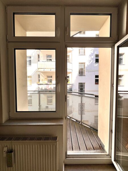 Blick zum Balkon